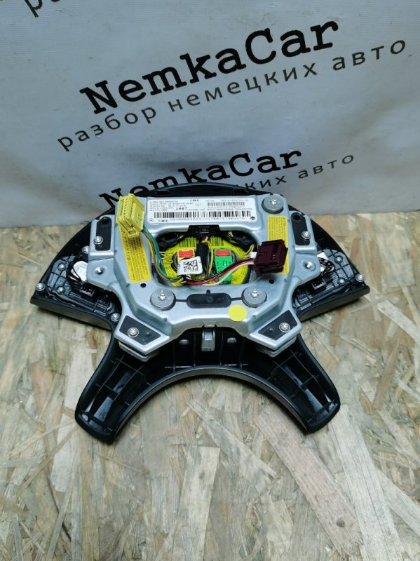 Подушка безопасности в руль Mercedes C-Class W204 2010 C180 CGI