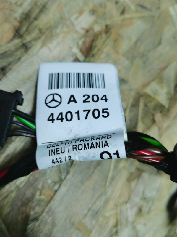 Проводка двери Mercedes C-Class W204 2010 C180 CGI