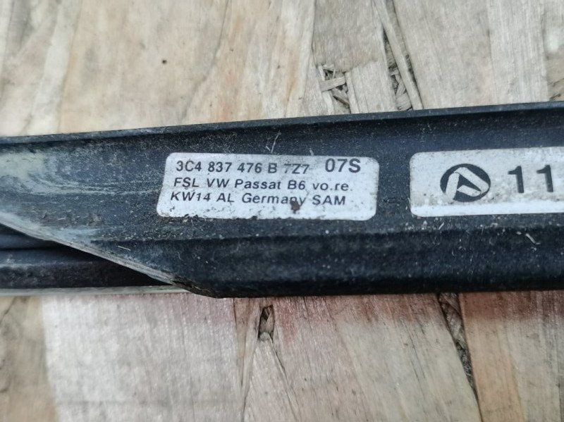 Молдинг стекла Volkswagen Passat B6 2007 Седан