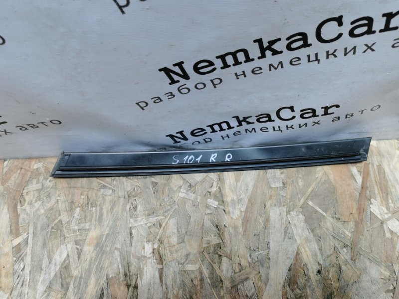 Молдинг стекла BMW 3-Series 2008 E91