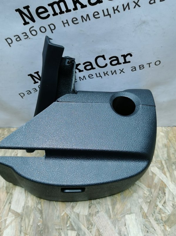 Кожух рулевой колонки Volkswagen Tiguan 2009 5N1