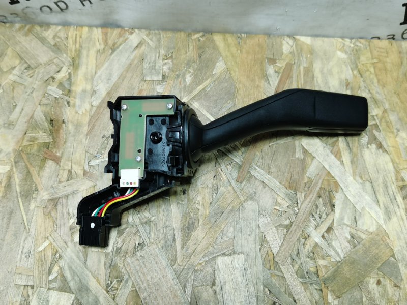 Переключатель поворотов Volkswagen Tiguan 2009 5N1