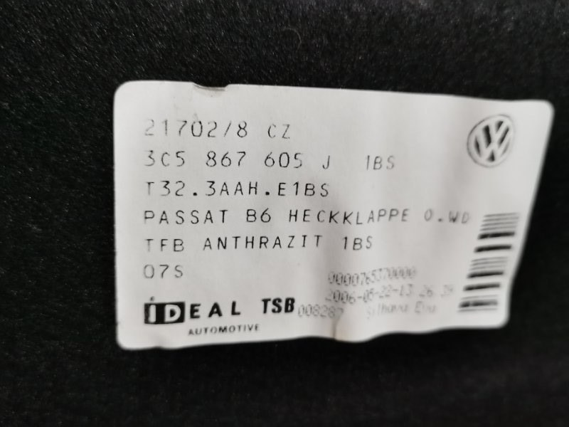 Обшивка крышки багажника Volkswagen Passat B6 2006 Седан