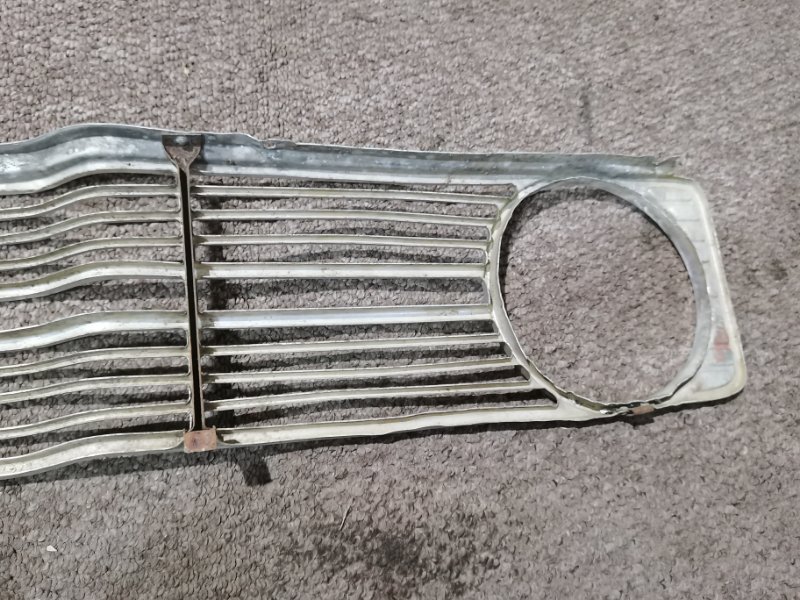 Решетка радиатора FORD TAUNUS 1971,1972,1973 TC