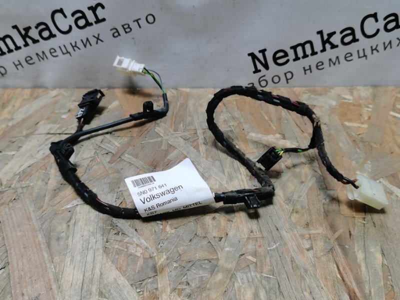 Разъем AUX с проводом Volkswagen Tiguan 2009 5N1