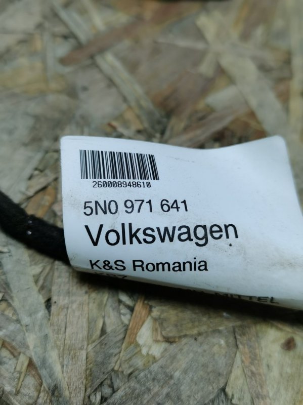 Разъем AUX с проводом Volkswagen Tiguan 2009 5N1