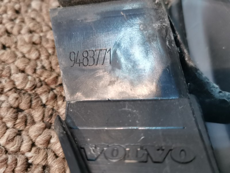 Фонарь VOLVO XC90 2004