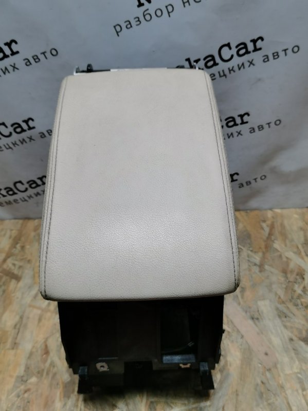 Подлокотник Volkswagen Tiguan 2009 5N1