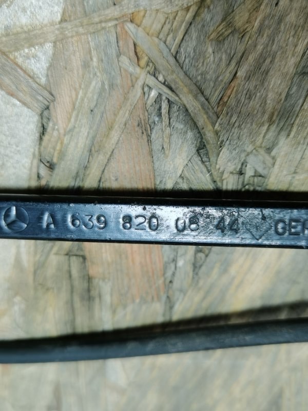 Поводок дворника Mercedes Vito 2013 639 рест