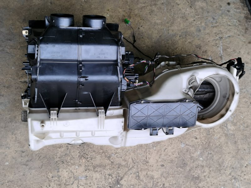 Корпус печки VOLVO XC90 2004
