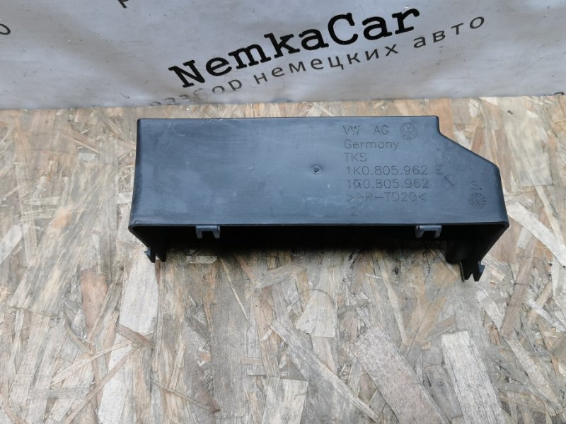 Воздухозаборник Volkswagen Tiguan 2009 5N1
