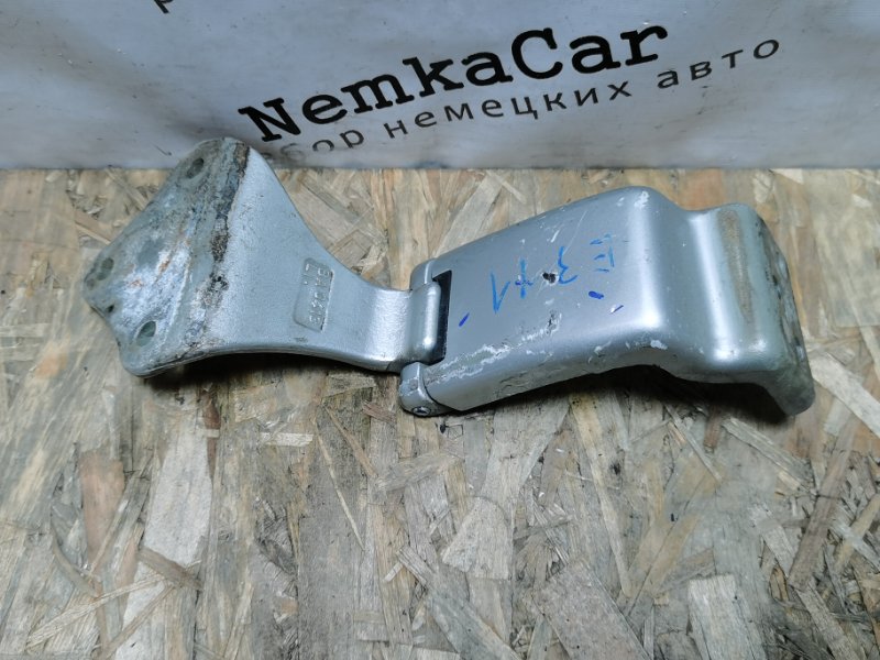 Петля двери распашной Mercedes Vito 2013 639 рест