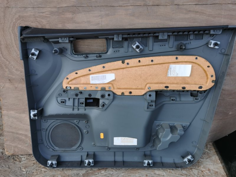 Обшивка двери FORD FOCUS 2 РЕСТАЙЛИНГ 2010 Хэтчбек