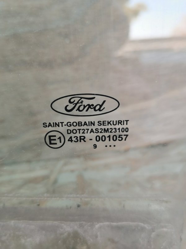 Стекло двери FORD FOCUS 2 РЕСТАЙЛИНГ 2010 Хэтчбек