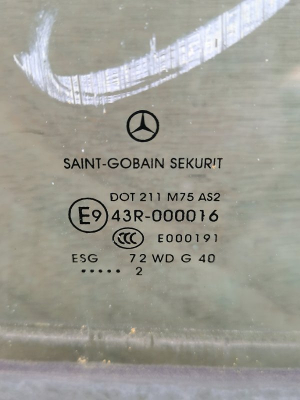 Стекло двери Mercedes Vito 2012 639 рест