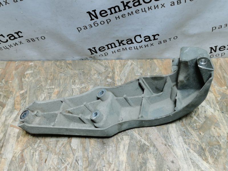 Кронштейн генератора OPEL Vectra B 2000
