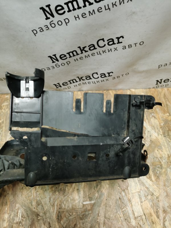 Крепление аккумулятора OPEL Vectra B 2000