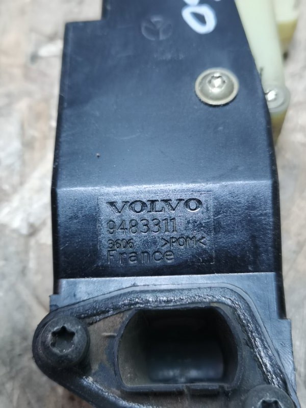 Замок лючка бензобака VOLVO XC90 2004