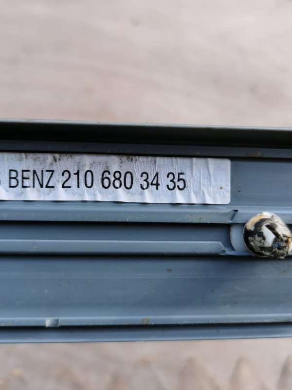Накладка порога Mercedes W210 Рест 2000 Седан