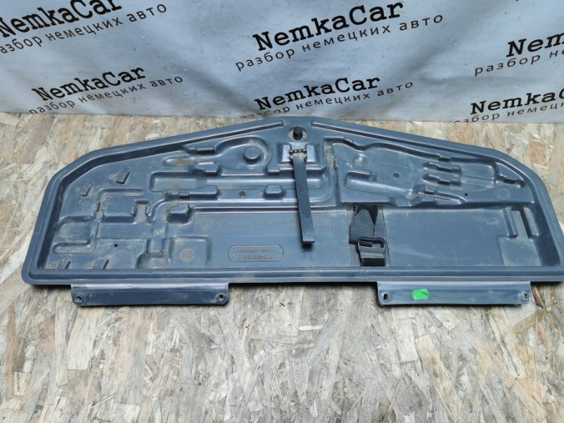 Ящик для инструмента BMW 5-Series 2002 E39
