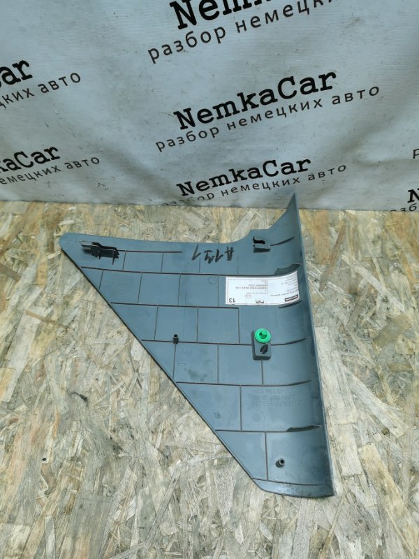 Обшивка стойки Mercedes Vito 2008 639
