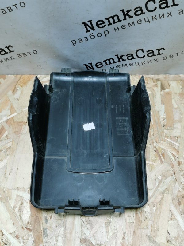 Крышка аккумулятора Volkswagen Tiguan 2010 5N1