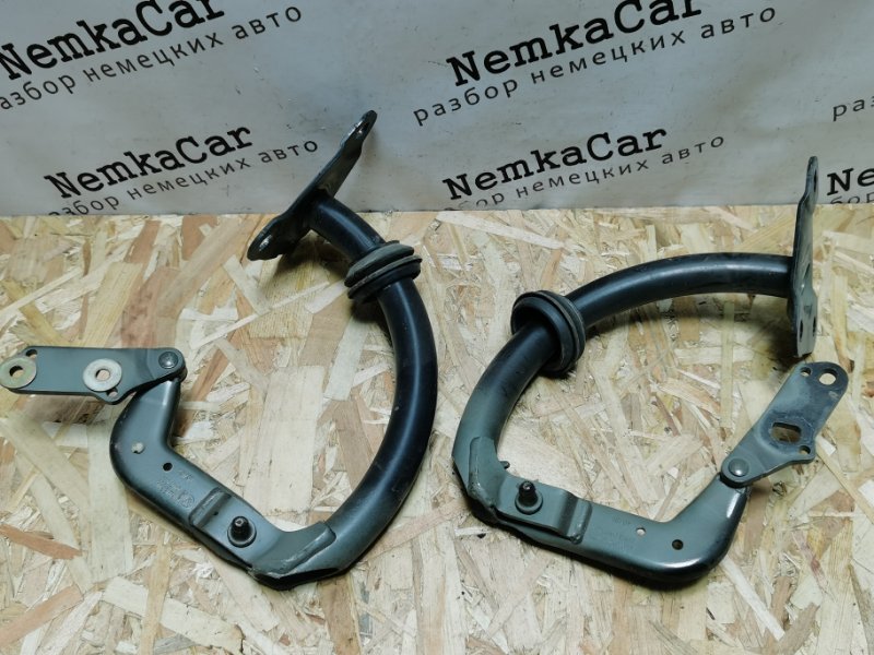 Петля крышки багажника BMW 7-Series 2001 E65