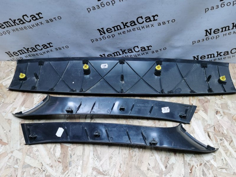 Обшивка крышки багажника VOLVO XC90 2004