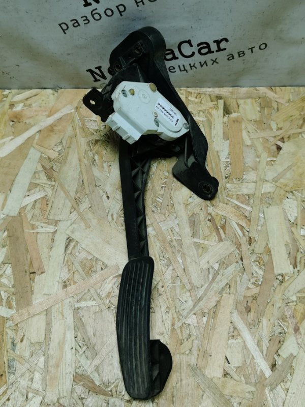 Педаль газа VOLVO XC90 2004
