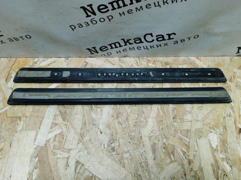 Накладка порога VOLVO XC90 2004