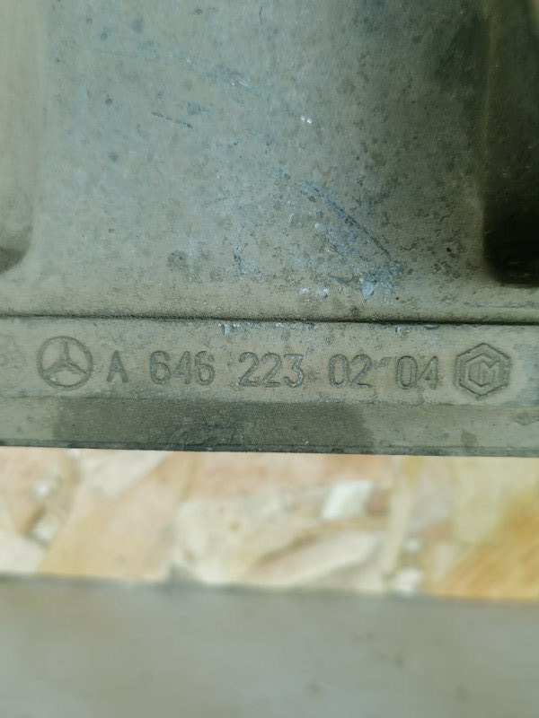 Кронштейн двигателя Mercedes Vito 2006 639