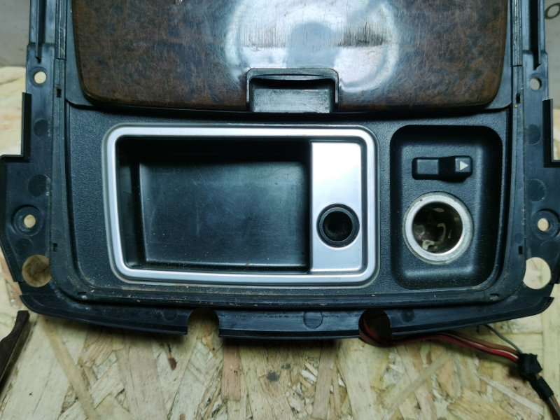 Пепельница передняя BMW 7-Series 2001 E65