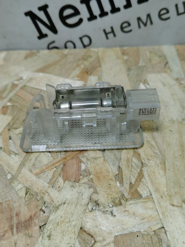 Плафон салона VOLVO XC90 2004