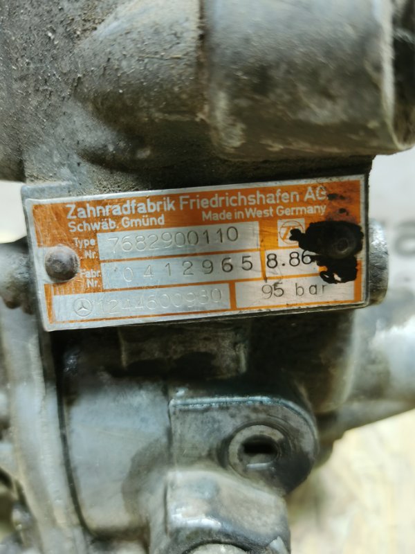 Насос ГУР Mercedes E-Classe W124 1992