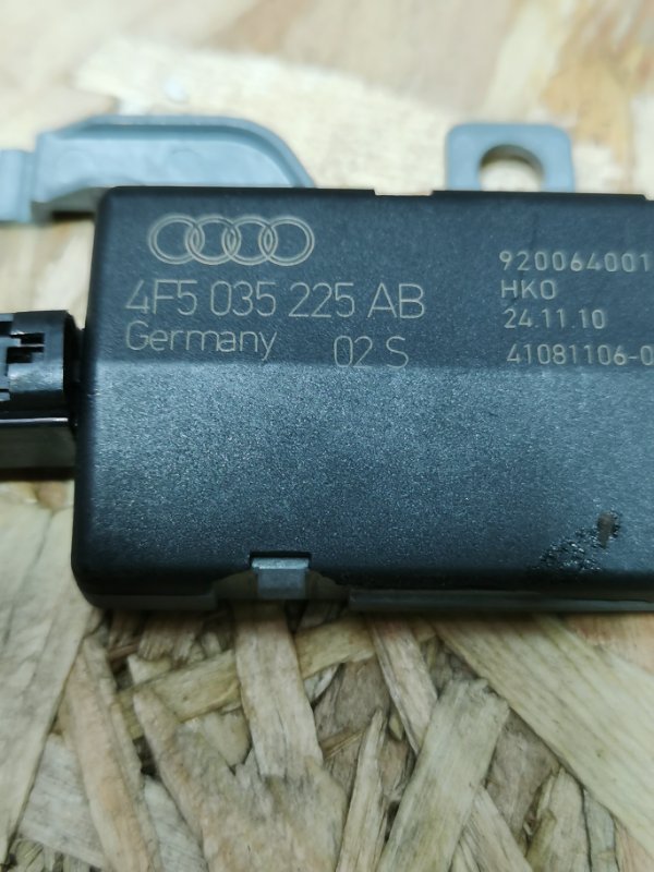 Усилитель Антенны AUDI A6 C6 2011 Рест Седан S-Line