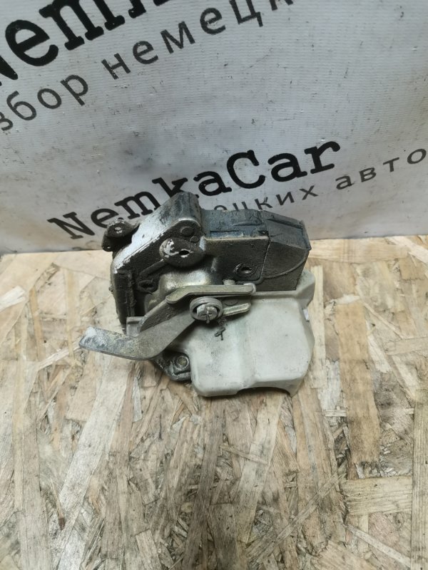 Замок двери Mercedes E-Classe W124 1992