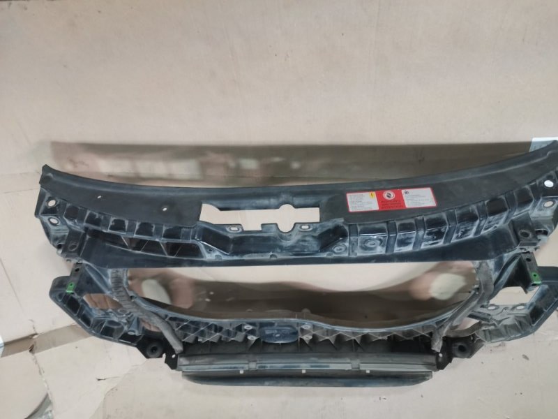 Рамка радиатора AUDI A6 C6 Allroad quattro 2007 4F