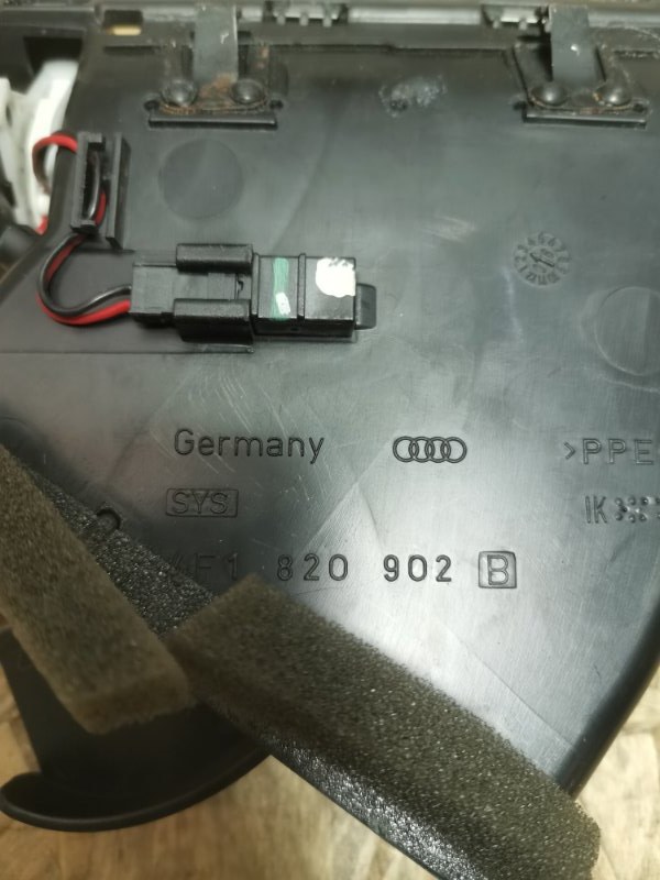 Дефлектор воздушный AUDI A6 C6 Allroad quattro 2007 4F