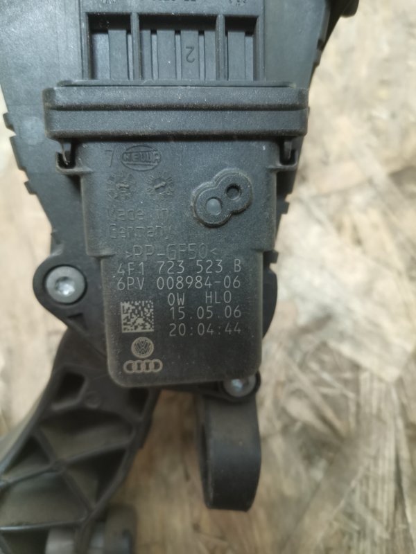 Педаль газа AUDI A6 C6 Allroad quattro 2007 4F