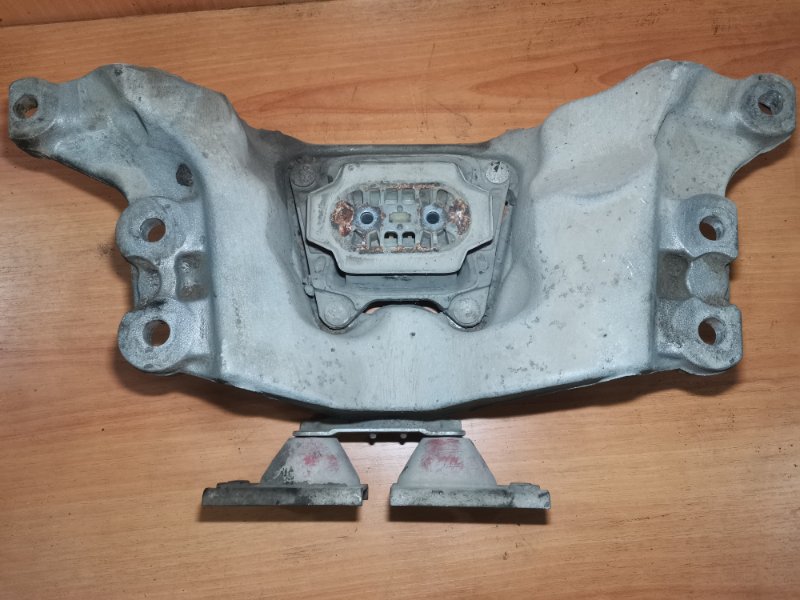 Опора КПП AUDI A6 C6 Allroad quattro 2007 4F
