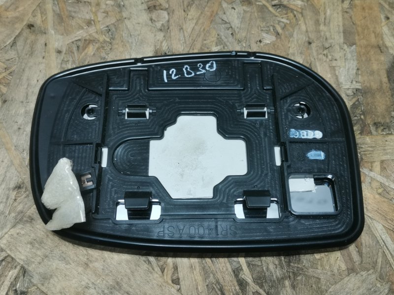 Зеркальный элемент TOYOTA AURIS E150