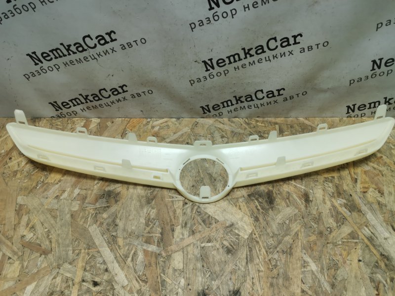Решетка радиатора OPEL ASTRA-J 2013- GTC