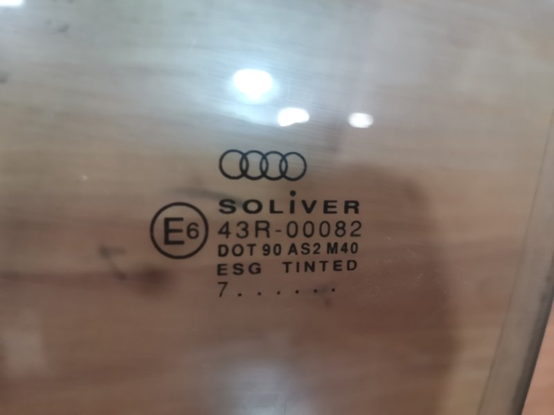 Стекло двери AUDI A6 C5 1998 C5