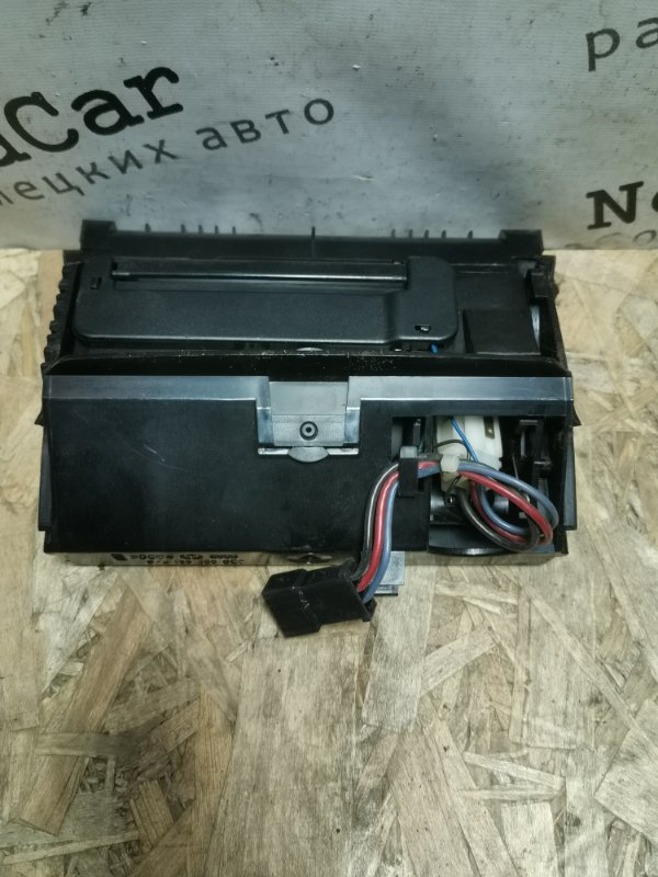Пепельница AUDI A6 C5 1998 C5