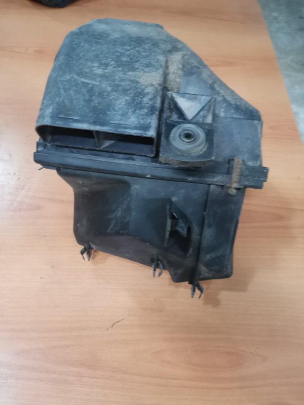 Корпус воздушного фильтра AUDI A6 C5 1998 C5