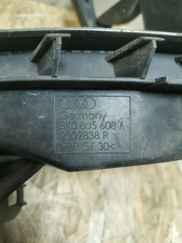 Кронштейн фары AUDI A4 B8 2010 B8 Седан