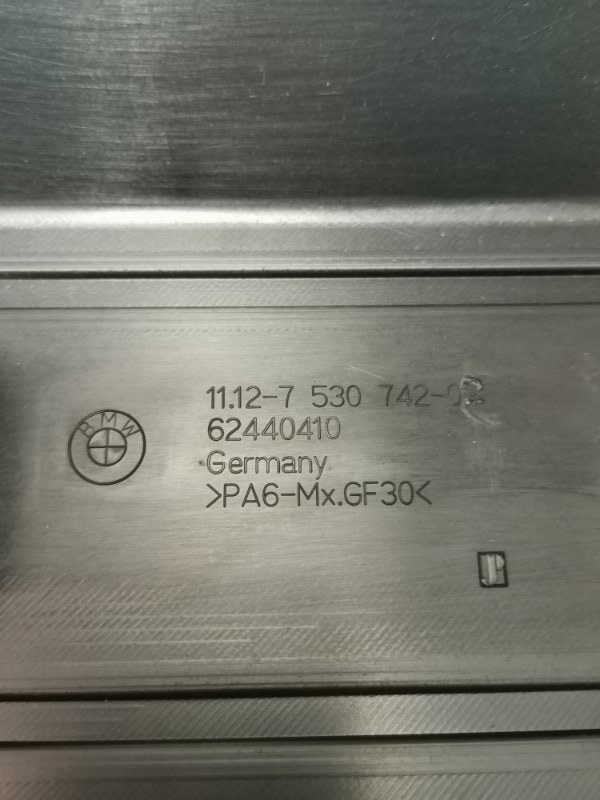 Крышка двигателя BMW 3-Series 2006 E91