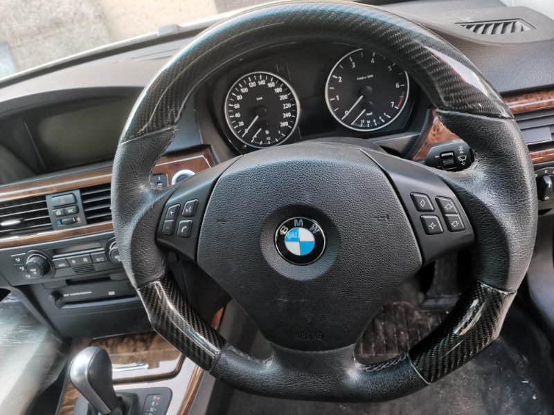 Руль карбон BMW 3-Series E90 2006
