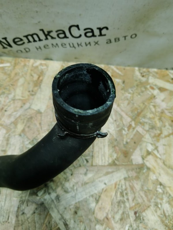 Патрубок радиатора Mercedes Vito 2004 639