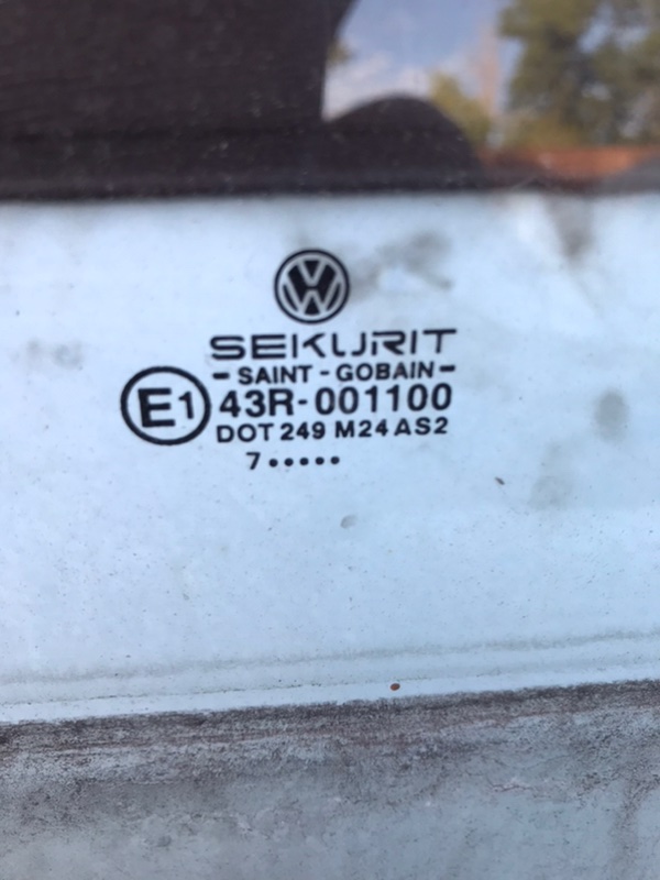 Стекло Volkswagen Transporter T5 2008 Caravelle